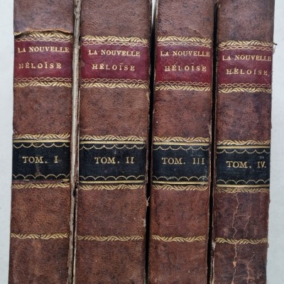 LIVROS E MANUSCRISTOS