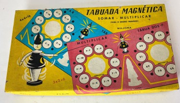 Majora Tabuada Magnética anos 80