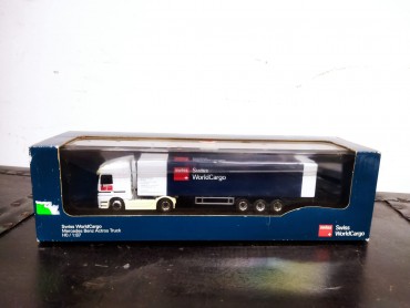 Miniatura, Swiss Wolrdcargo, Mercedes Benz Actros Truck, da Schuco, escala 1/87