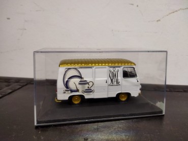 Miniatura Peugeot J7 – Spal, escala 1/43, da Altaya