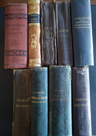 Nove dicionários diversos - SÉC. XIX