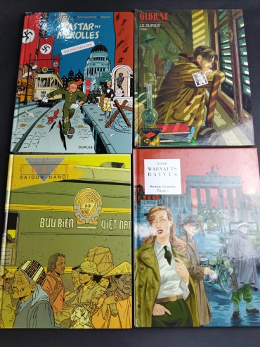 Quatro livros de Banda Desenhada