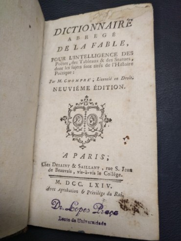 DICTIONNAIRE ABREGÉ DE LA FABLE