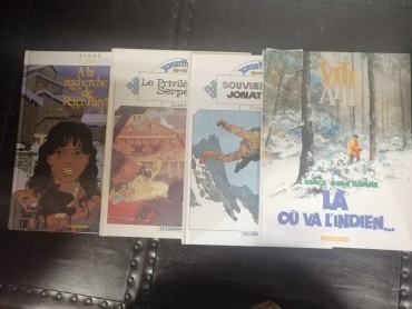 Quatro livros de Banda Desenhada 