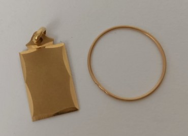 Aliança e medalha