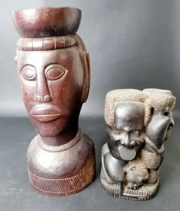 Duas esculturas africanas 