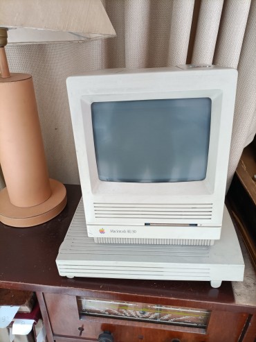 Computador Apple Macintosh LC II