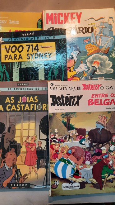 Cinco Livros de Banda Desenhada	