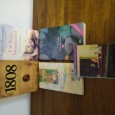 LOTE DIVERSO DE LIVROS