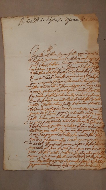 Manuscrito sobre papel, um bifólio, assinado com sinal publico