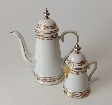 Cafeteira e leiteira