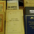 LOTE DIVERSO DE LIVROS