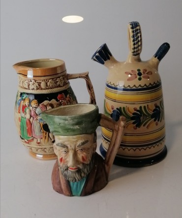 Dois jarros e um moringue