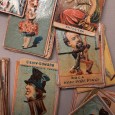 Colecção de 200 pequenos cartões antigos