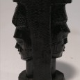 Escultura de dupla face 