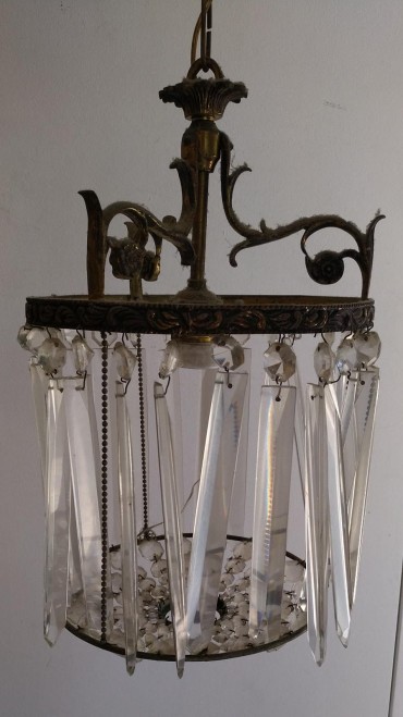 Lustre de pequenas dimensões