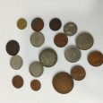 Coleção de moedas e notas