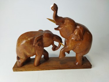 «Elefantes»