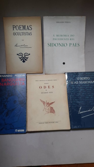 Cinco (5) Livros de e Sobre Fernando Pessoa