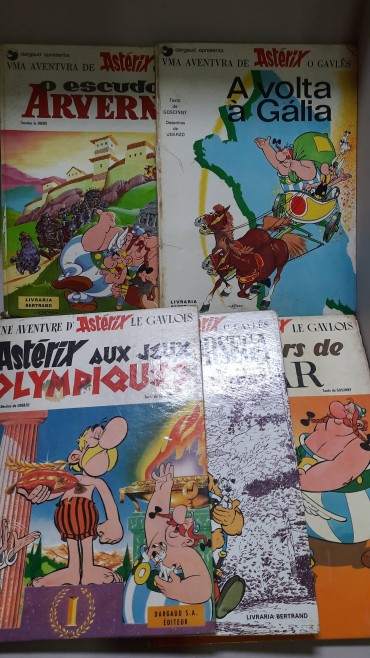 Cinco Livros de Banda Desenhada do Asterix