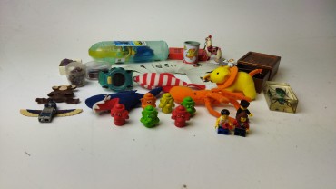Lote diverso de brinquedos
