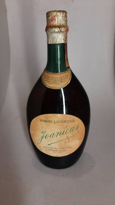 Vinho Licoroso Joanicas (Garrafa muito antiga)