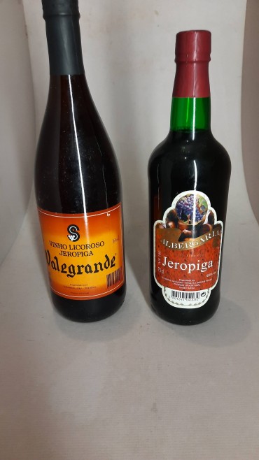 Duas Garrafas de Vinho Licoroso Jeropiga