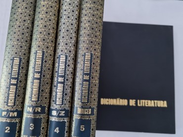 DICIONÁRIO DE LITERATURA 