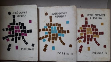 Três Livros de Poesia por José Gomes Ferreira	