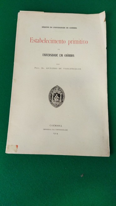 ESTABELECIMENTO PRIVADO DA UNIVERSIDADE EM COIMBRA