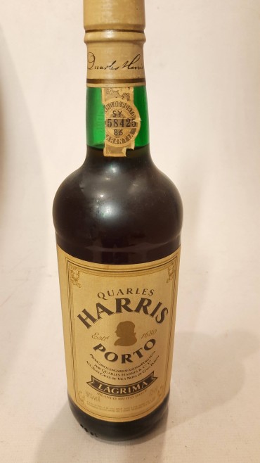Vinho do Porto Quarles Harris Lagrima	