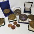 Doze medalhas 