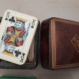 Conjunto de Cartas e Fichas de Jogo