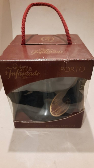 Decanter  com vinho do Porto Quinta do Infantado