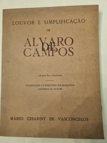 LOUVOR E SIMPLIFICAÇÃO DE ÁLVARO DE CAMPOS