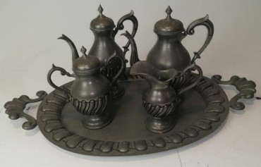 Serviço de chá e café com tabuleiro 