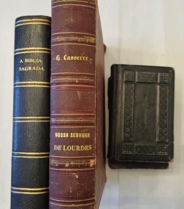 LIVROS RELIGIOSOS
