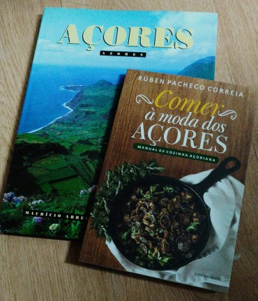 AÇORES - 2 PUBLICAÇÕES