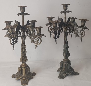 Par de candelabros 