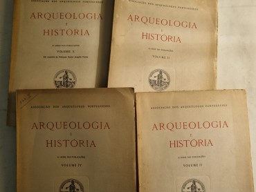 ARQUEOLOGIA E HISTÓRIA
