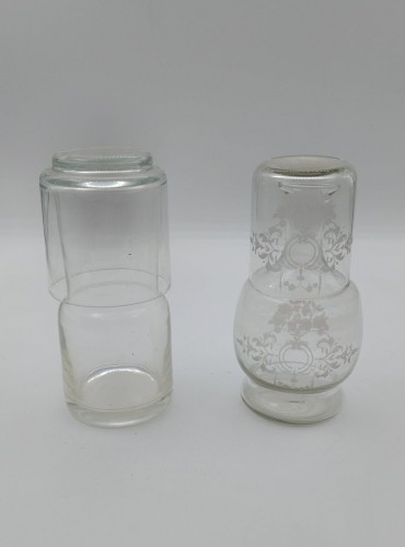 Duas garrafas de água