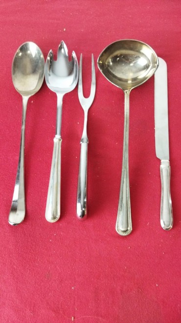 Lote de talheres de servir