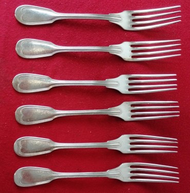 Seis garfos 