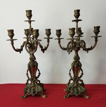 Par de candelabros 