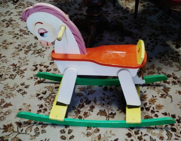 Baloiço «Cavalo» de brincar