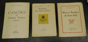 LOTE DE TRÊS LIVROS DIVERSOS