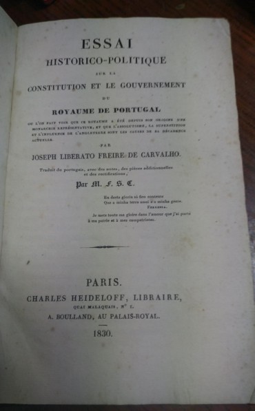 ESSAI HISTORICO-POLITIQUE SUR LA CONSTITUTION ET LE GOUVERNEMENT DU ROYAUME DE PORTUGAL