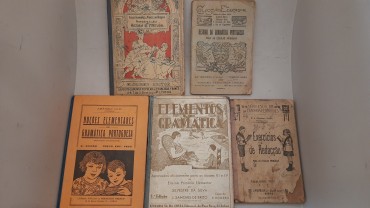 5 (Cinco) Livros escolares de Gramatica e Historia Antigos