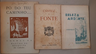 Três Livros Antigos de Poesia