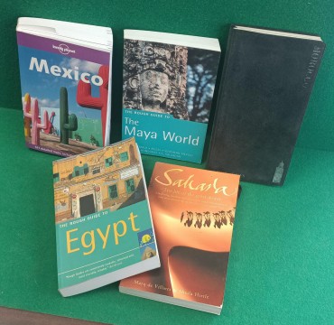 Lote de livros sobre viagens 